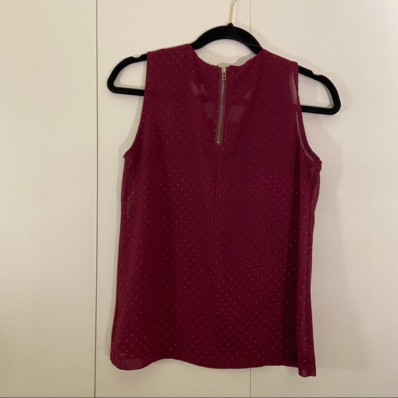 ✨5 FOR 35$✨ Burgundy tank - Picture 2 of 4